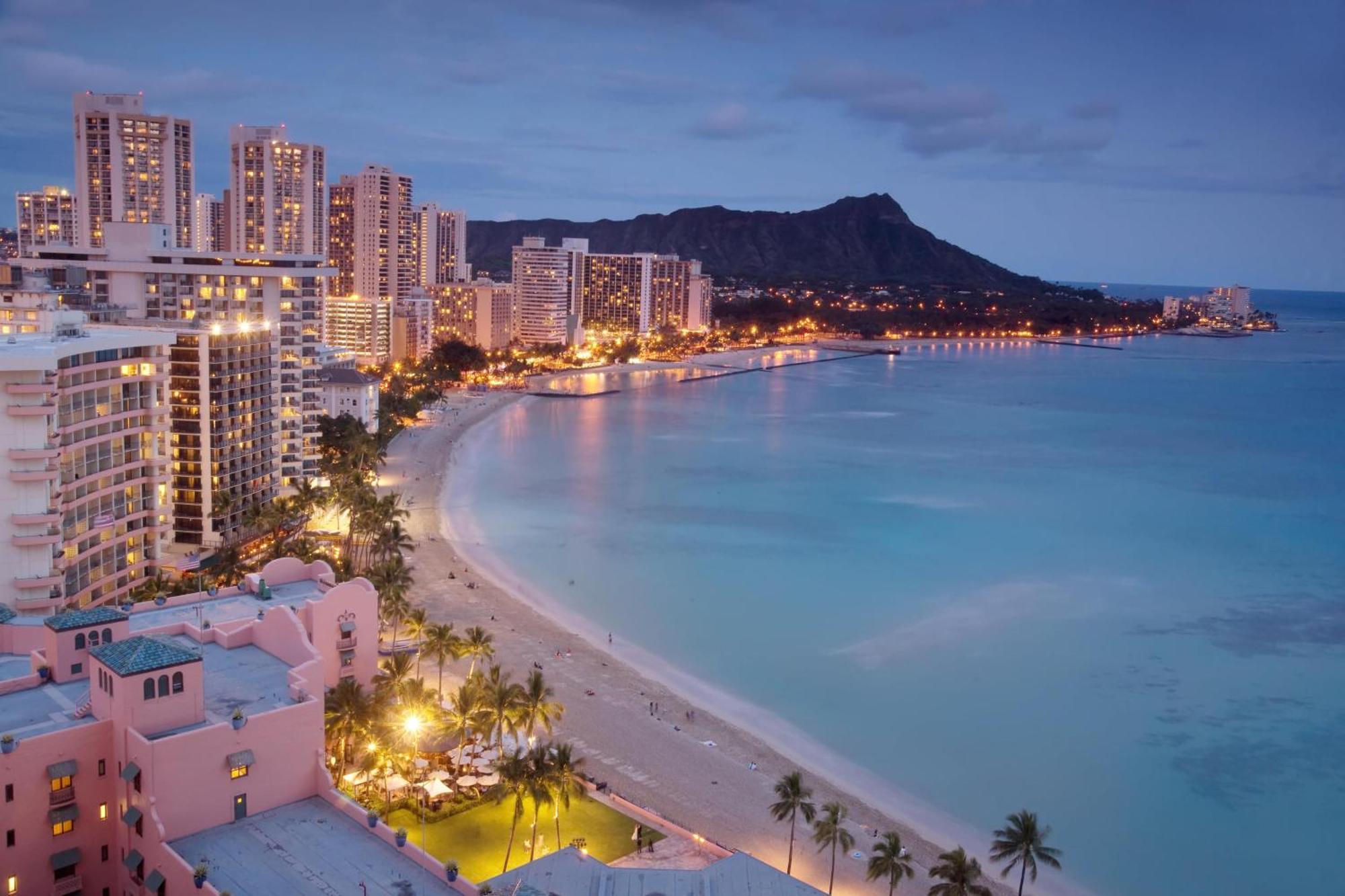 Вилла Welcoming Waikiki Banyan Гонолулу Экстерьер фото